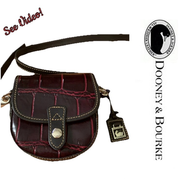 🦆Dooney & Bourke Croc- Embossed Leather Brown Cognac Mini Flap Crossbody🦆 - Picture 1 of 17